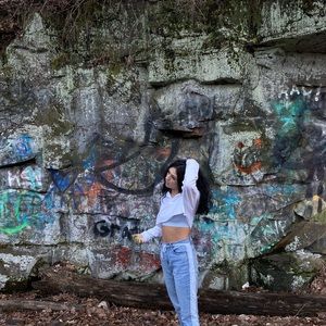 Meet your Posher, Ashley